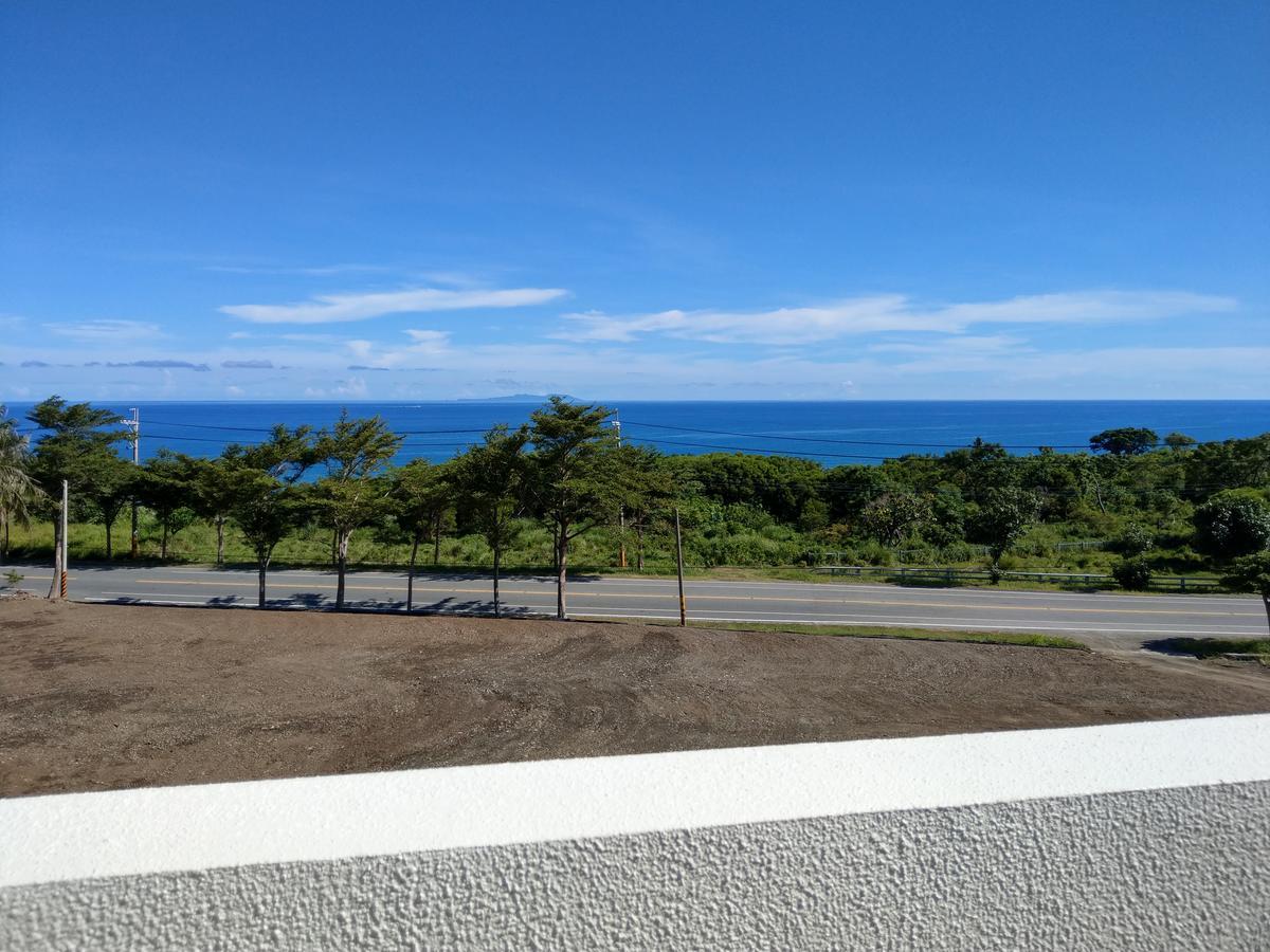 Moonlit Seaview Homestay Тонхэ Экстерьер фото