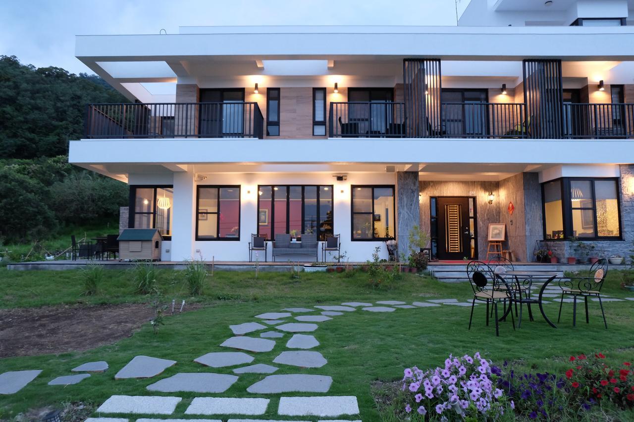 Moonlit Seaview Homestay Тонхэ Экстерьер фото